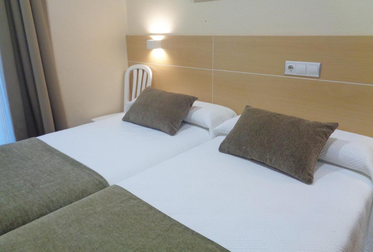 Pensión Urumea San Sebastián Habitación foto